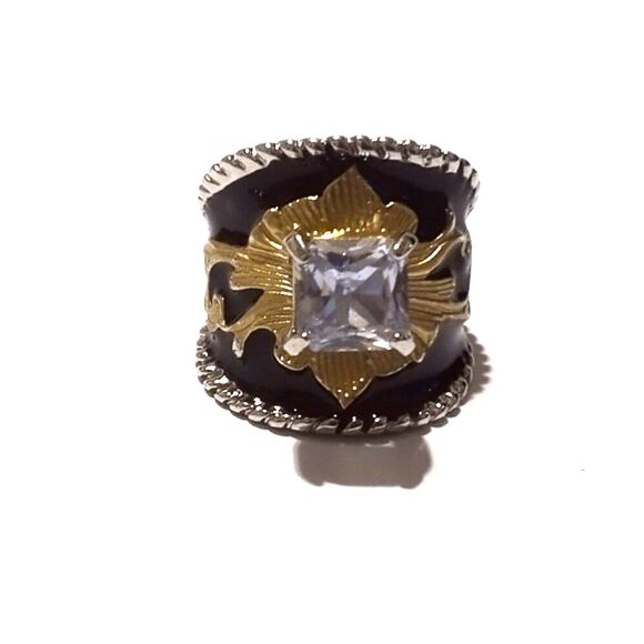 Black Enamel Square Cut Crystal Solitaire Fashion Statement Ring Size 7 3/4 - Picture 3 of 6